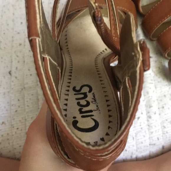 Circus by Sam Edelman strapping heels - Picture 4 of 5